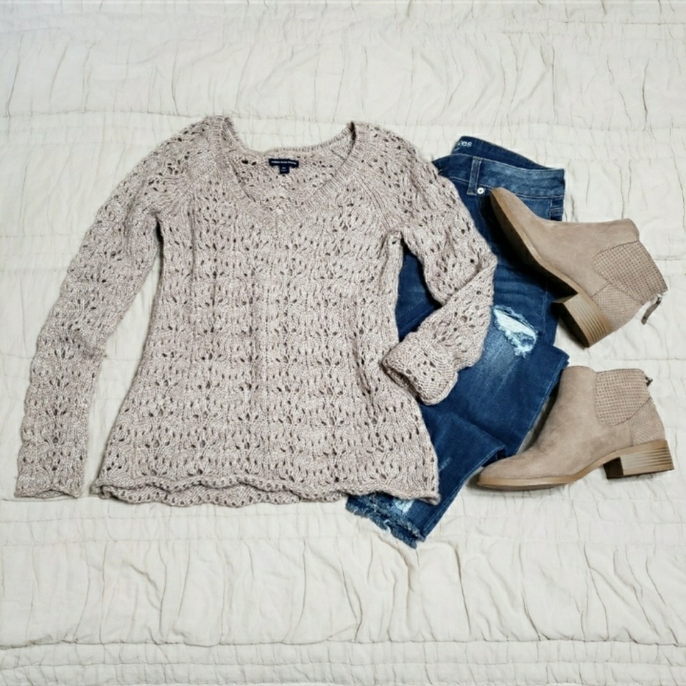 American Eagle knitted sweater